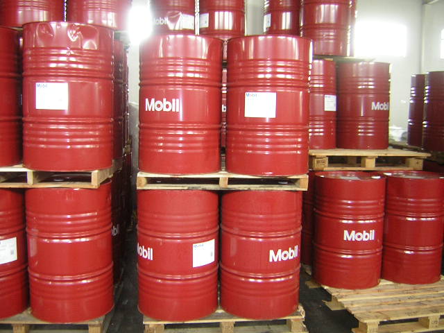 ���ںڰ��� 15W-40